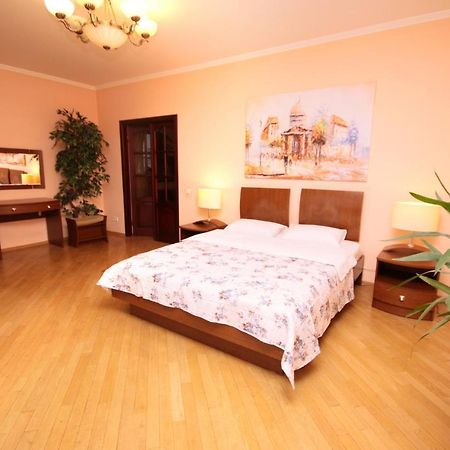 Inn Home Apartments - Livoberezhna Kyjev Exteriér fotografie