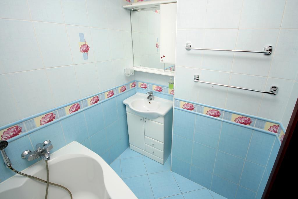Inn Home Apartments - Livoberezhna Kyjev Exteriér fotografie