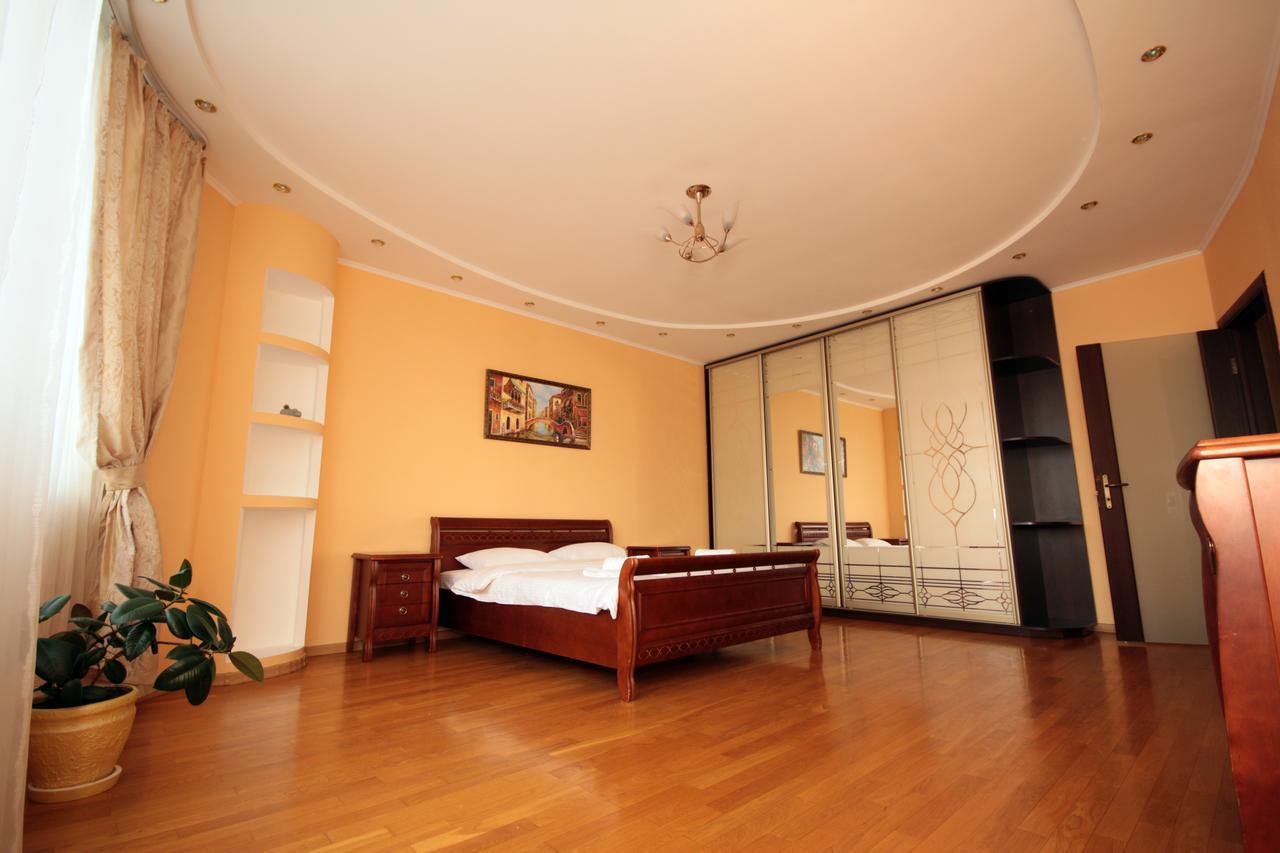 Inn Home Apartments - Livoberezhna Kyjev Exteriér fotografie
